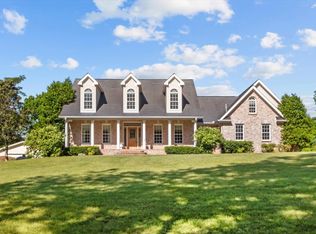 2440 Maple Grove Rd, Dickson, TN 37055