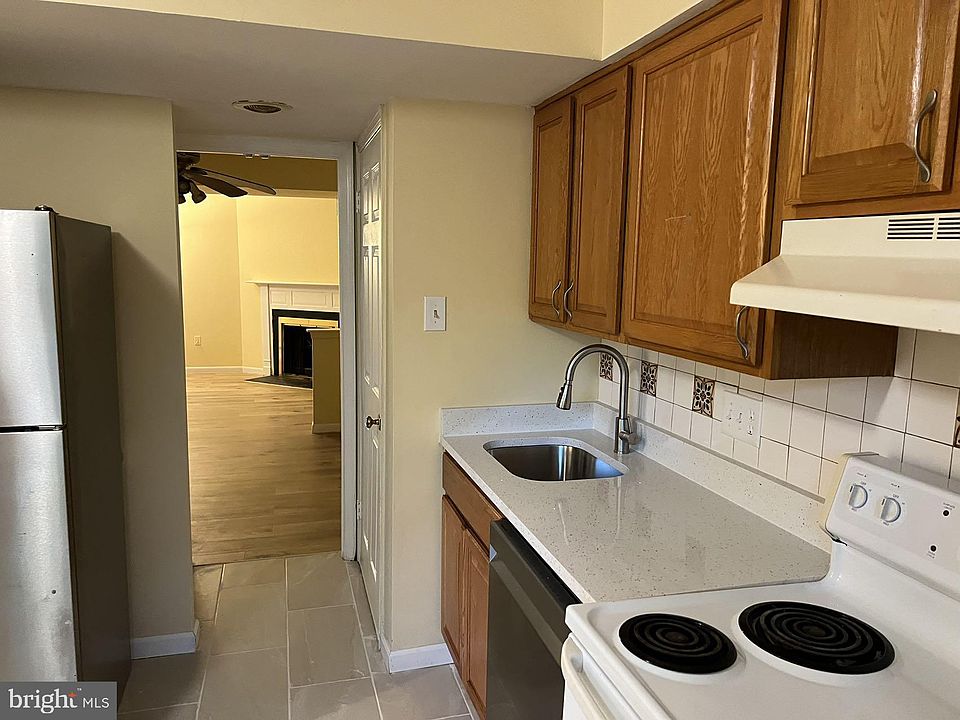 Candlewood 26 Kettle Ct Windsor Mill MD Zillow