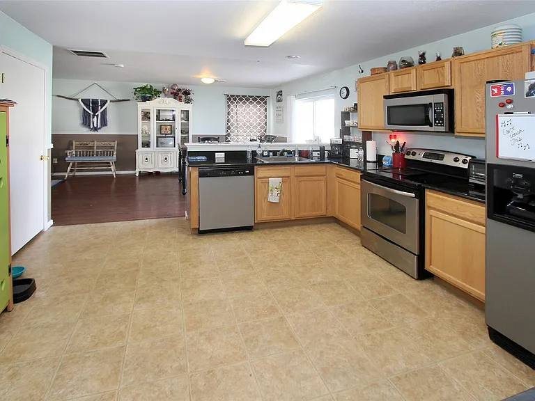 7936 Firecracker Trl — Photo 4