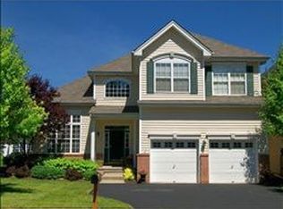 9 Colts Ln, Flemington, NJ 08822