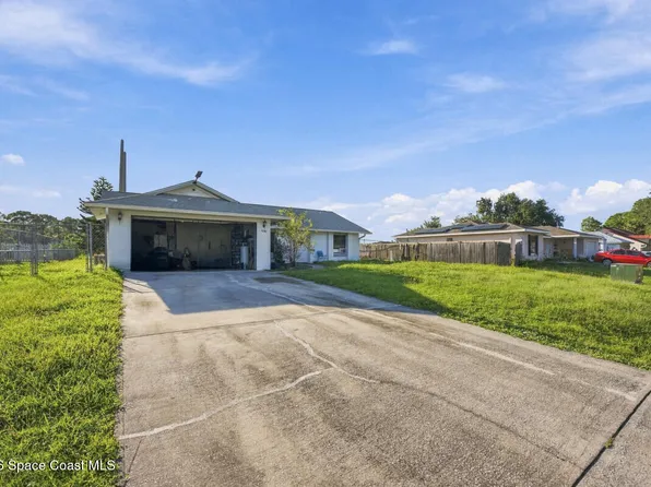 1338 Coral Reef Ave NW, Palm Bay, FL 32907