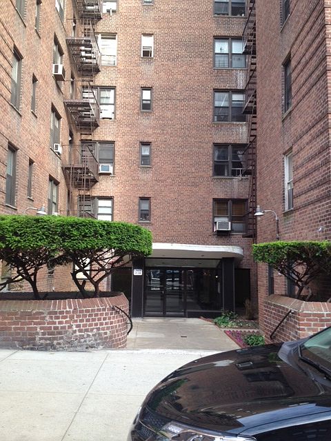 1st image of 8360 Vietor Ave APT 4J