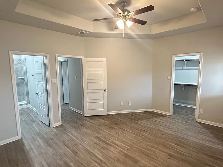 429 Emma Dr — Photo 15