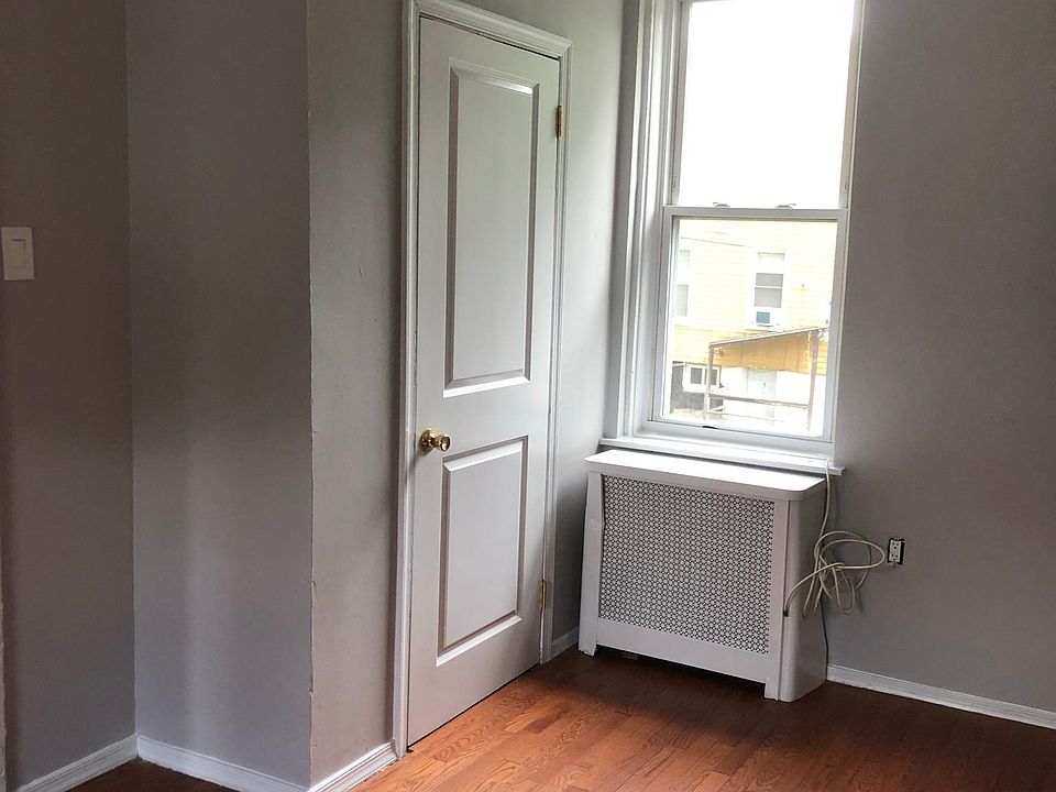 2nd image of 169 Harper Ave #7