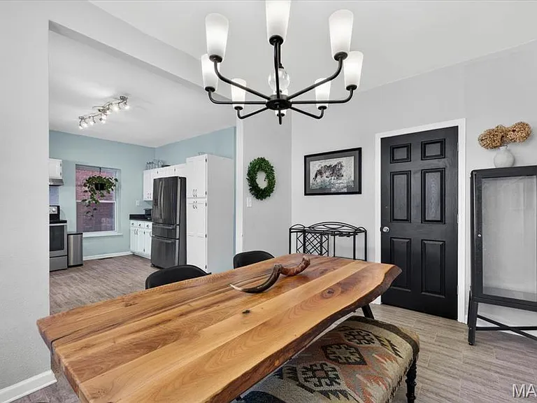 4161 Flad Ave — Photo 11