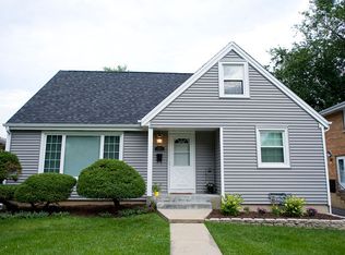 327 N Cornell Ave, Villa Park, IL