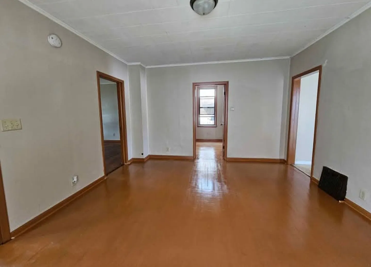 2bedroom/1 bath Home For Rent — Photo 2