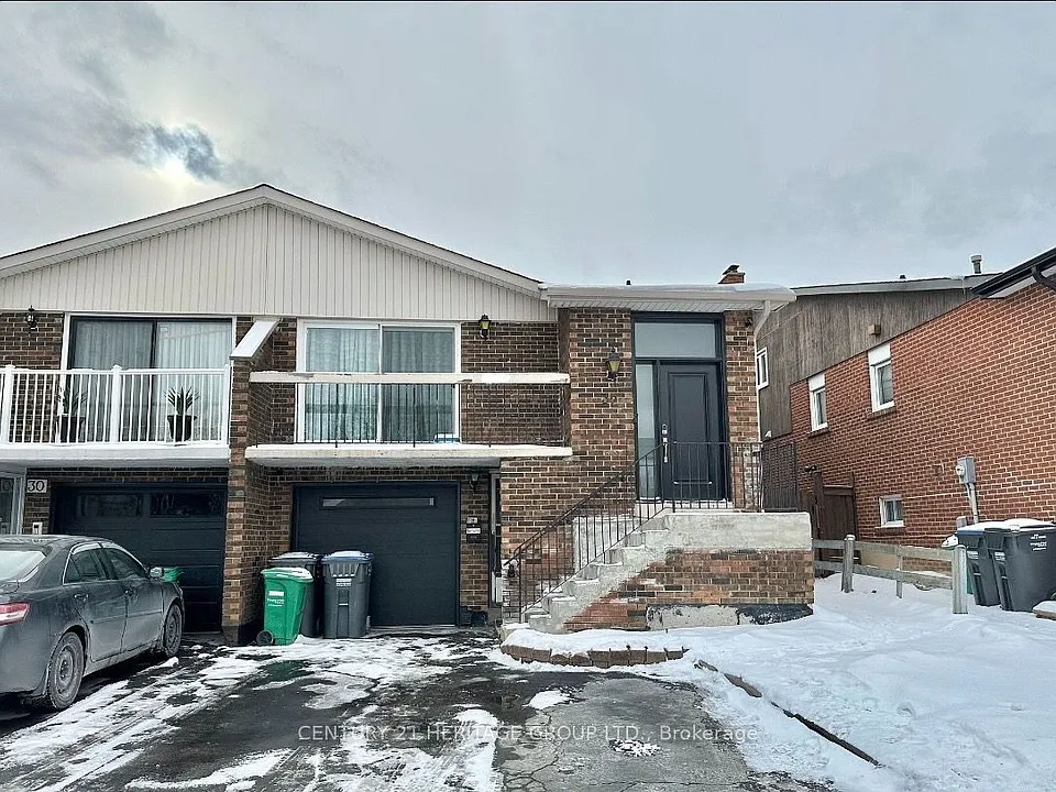 32 Histon Cres #LOWER