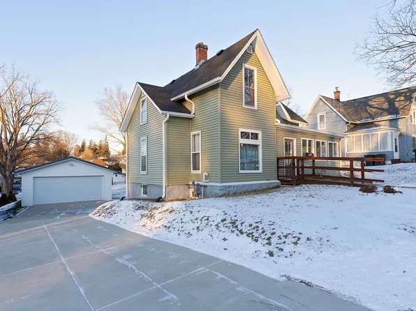 235 E Ogden St, Jefferson, WI 53549