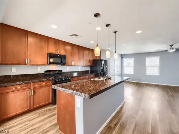 9050 W Tropicana Ave Unit 1043, Las Vegas, NV 89147