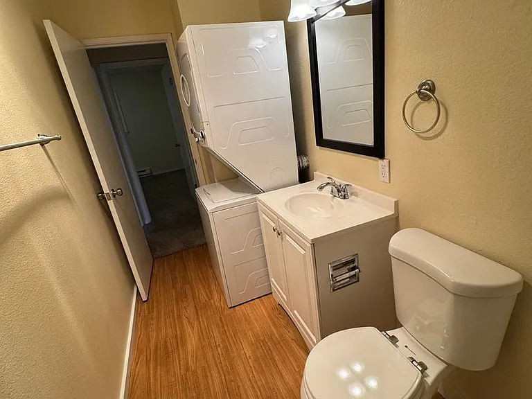 634 Alameda Ave — Photo 10