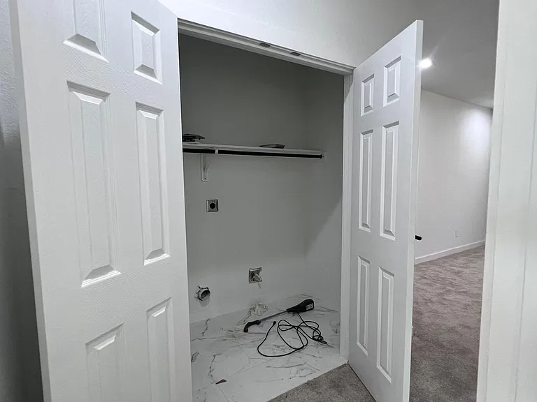 9210 Martell St — Photo 18