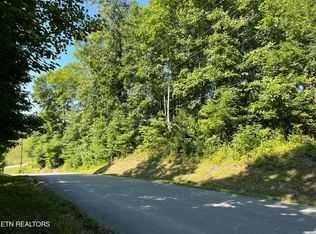 Hickory Pointe Ln, Maynardville, TN 37807