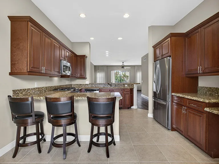 803 Del Sol Cir — Photo 12