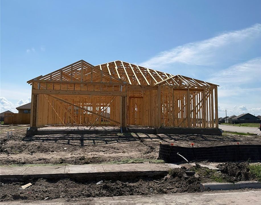 1st image of 2141 Apollo Dr