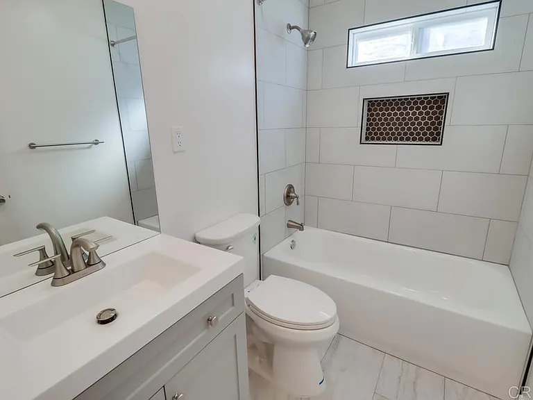 756 Madison Ave #B — Photo 21