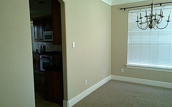 3rd image of 1339 Valley Vista Dr
