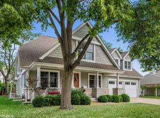 1211 N Race Ave, Arlington Heights, IL 60005