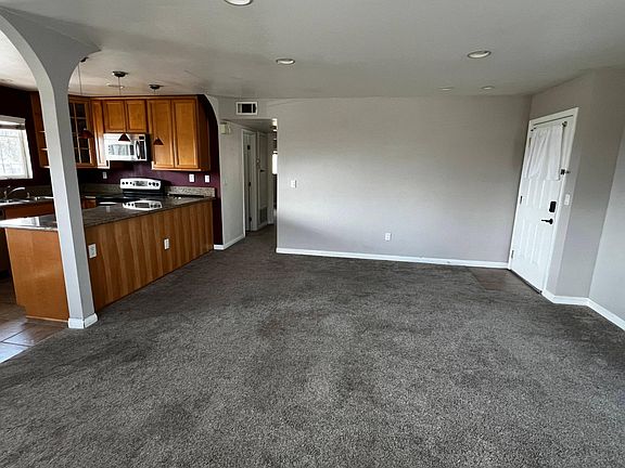 3rd image of 4075 Idaho St APT 4
