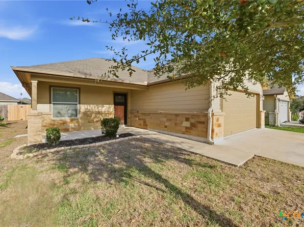 1306 Fern Ct, Gonzales, TX 78629