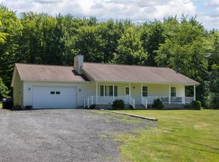 20786 S Center Rd, Conneautville, PA 16406
