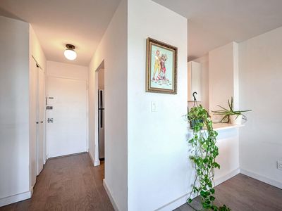 1330 New Hampshire Ave NW APT 822, Washington, DC, 20036