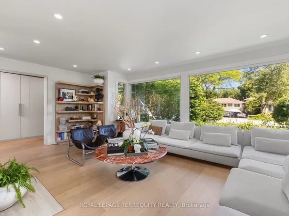 183 Island Rd, Toronto, ON M1C 2P9