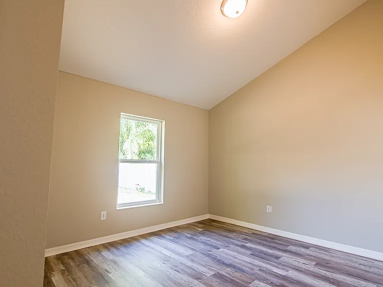 13572 SE 102nd Ct — Photo 9