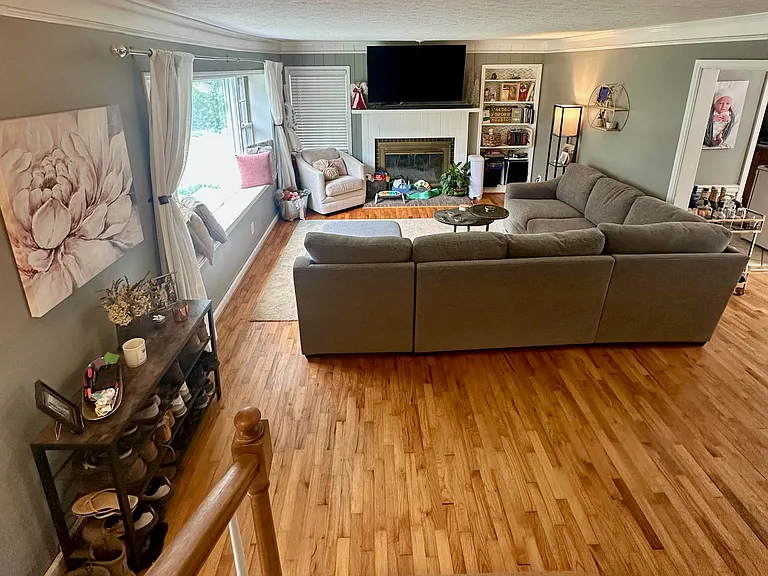 510 Fairlawn Cir — Photo 19