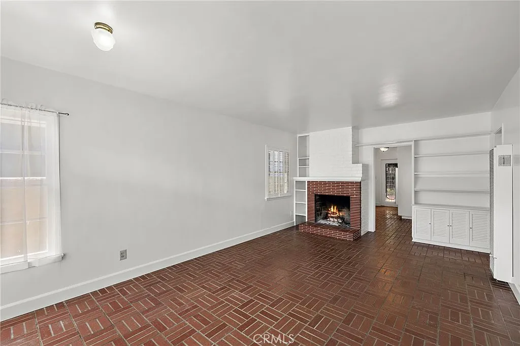2 bed, 1282 sqft, $7,000 — Photo 3