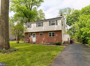 2297 Mulberry Ln, Lafayette Hill, PA 19444