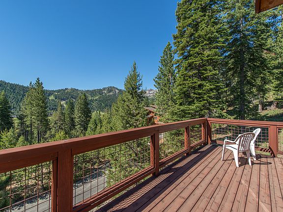 4th image of 534 Hidden Lake Ct