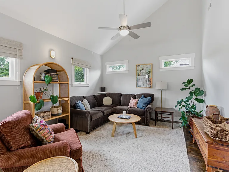 1315 Greenwood Ave — Photo 15