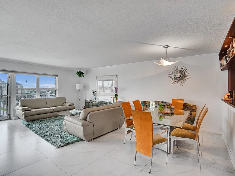 3000 E Sunrise Blvd #14F — Photo 25