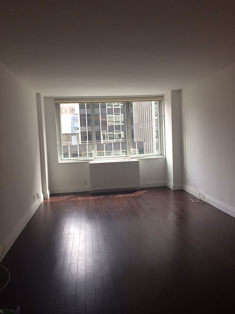 2nd image of 211 E 46th St #21J