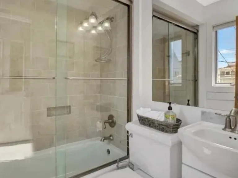 18 Harborside Dr E — Photo 13