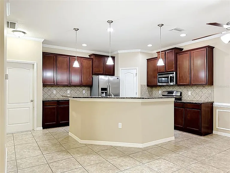 7434 Surrey Pines Dr — Photo 12
