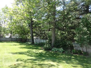 1294 52nd St SE, Kentwood, MI 49508