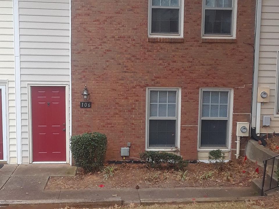Front of Townhome
