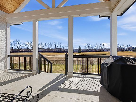 3rd image of 10405 Golden Bear Way
