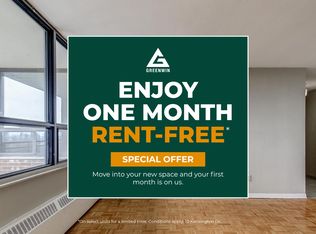 10 Kensington Rd., Brampton, ON L6T 3V4