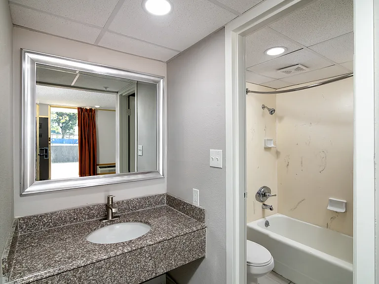 Ponca City Apartments LLC by Avera Living — Photo 19