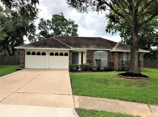 2904 Thistledown Dr, League City, TX 77573
