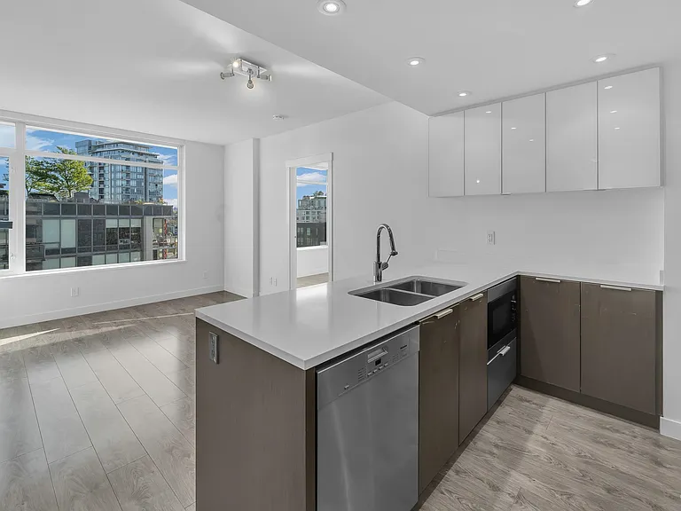 110 Switchmen St #1801 — Photo 9
