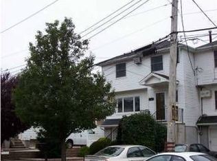 406 Slater Blvd, Staten Island, NY 10305