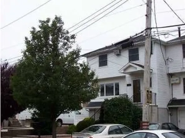 406 Slater Blvd, Staten Island, NY 10305