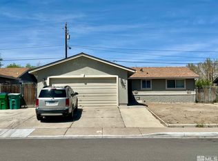 1062 Siesta Ln, Sparks, NV 89434