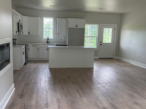 4th image of 5143 Dale Rd