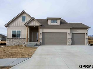 11663 S 125th St, Papillion, NE 68046