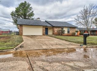 12 N Rice Ave, Shawnee, OK 74804